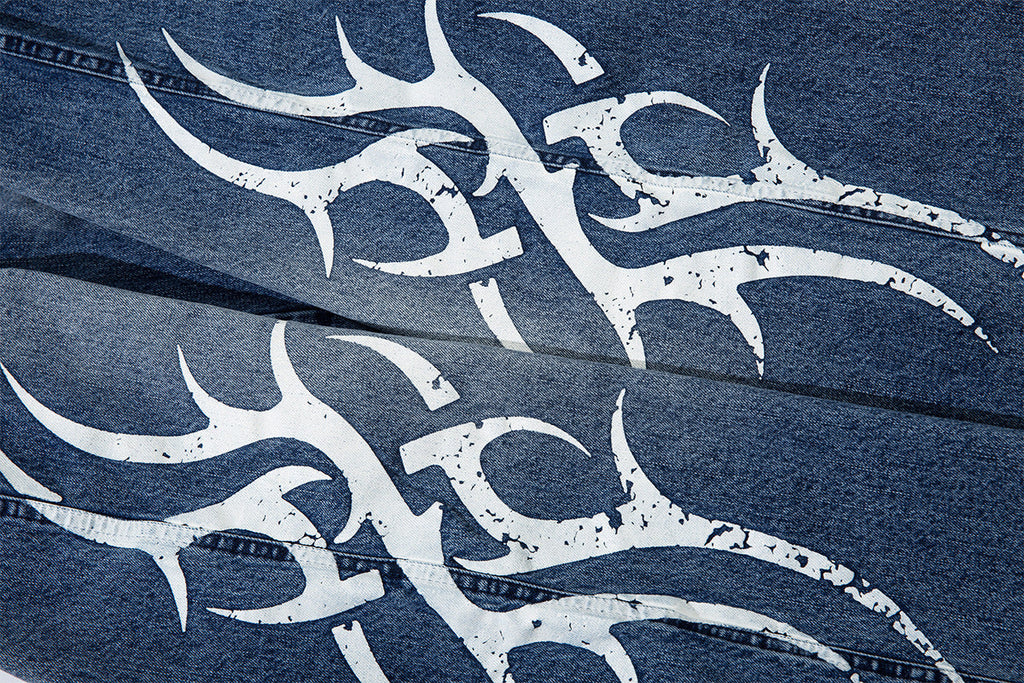 New high street trend thorn print washed jeans