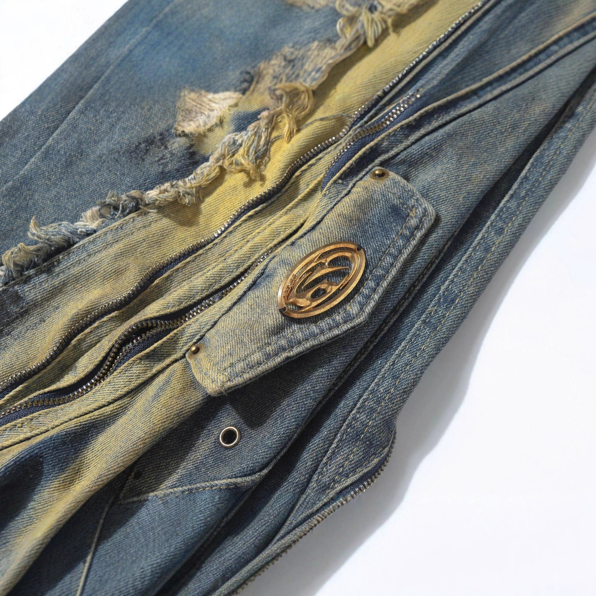 Ripped vintage fashion jeans