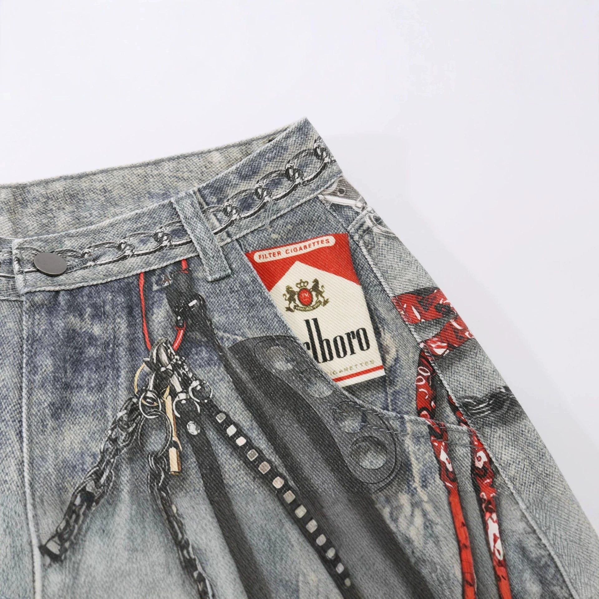 Ripped vintage fashion jeans
