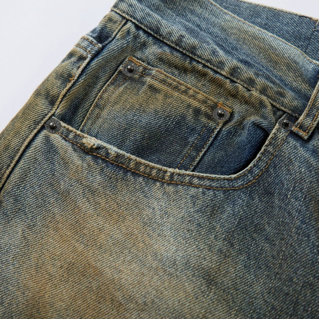 Vintage distressed chic jeans