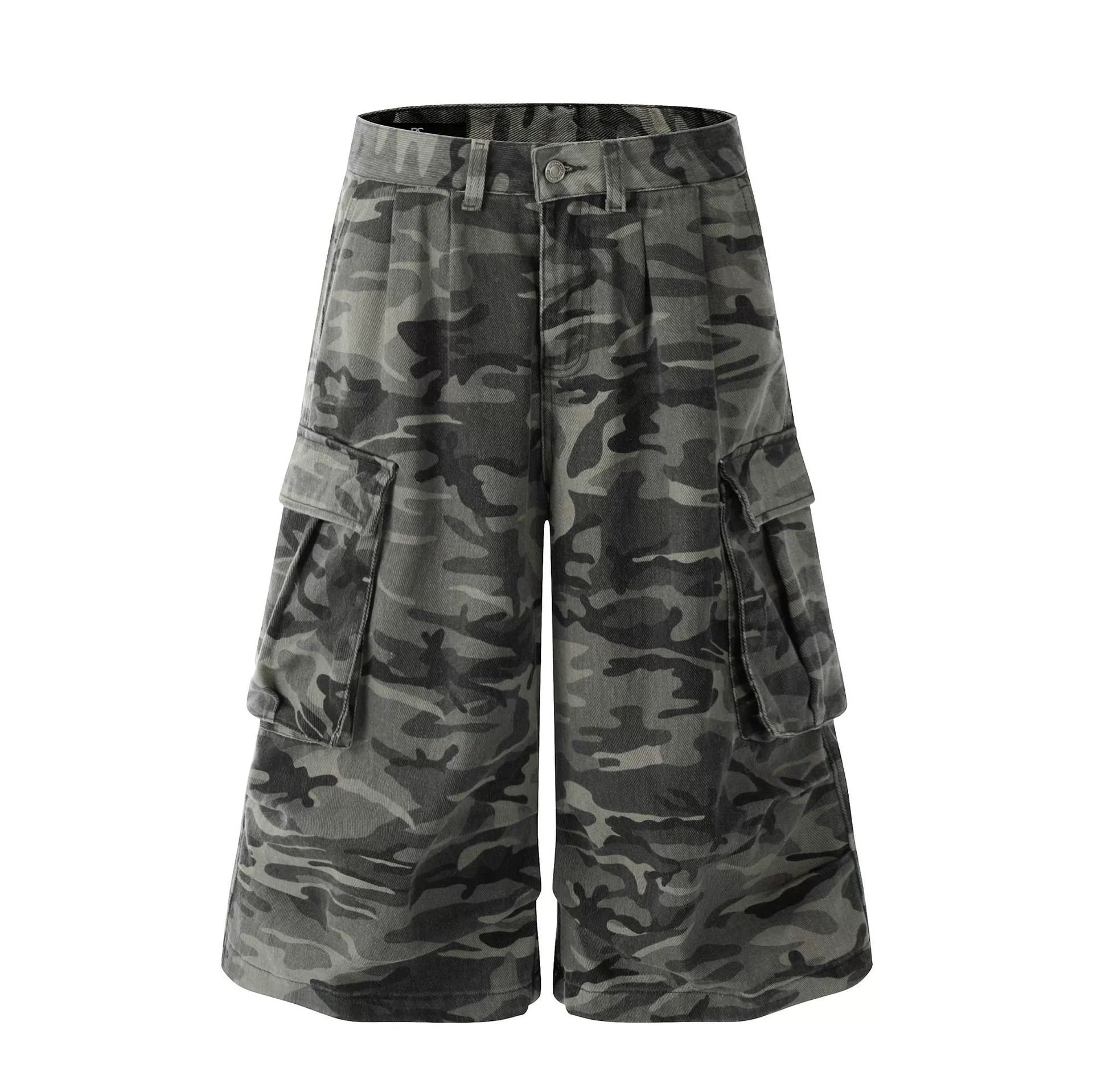 Fashion camouflage shorts
