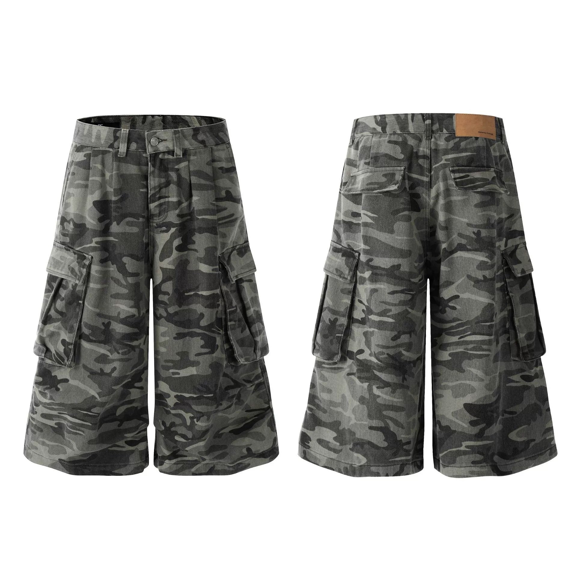 Fashion camouflage shorts