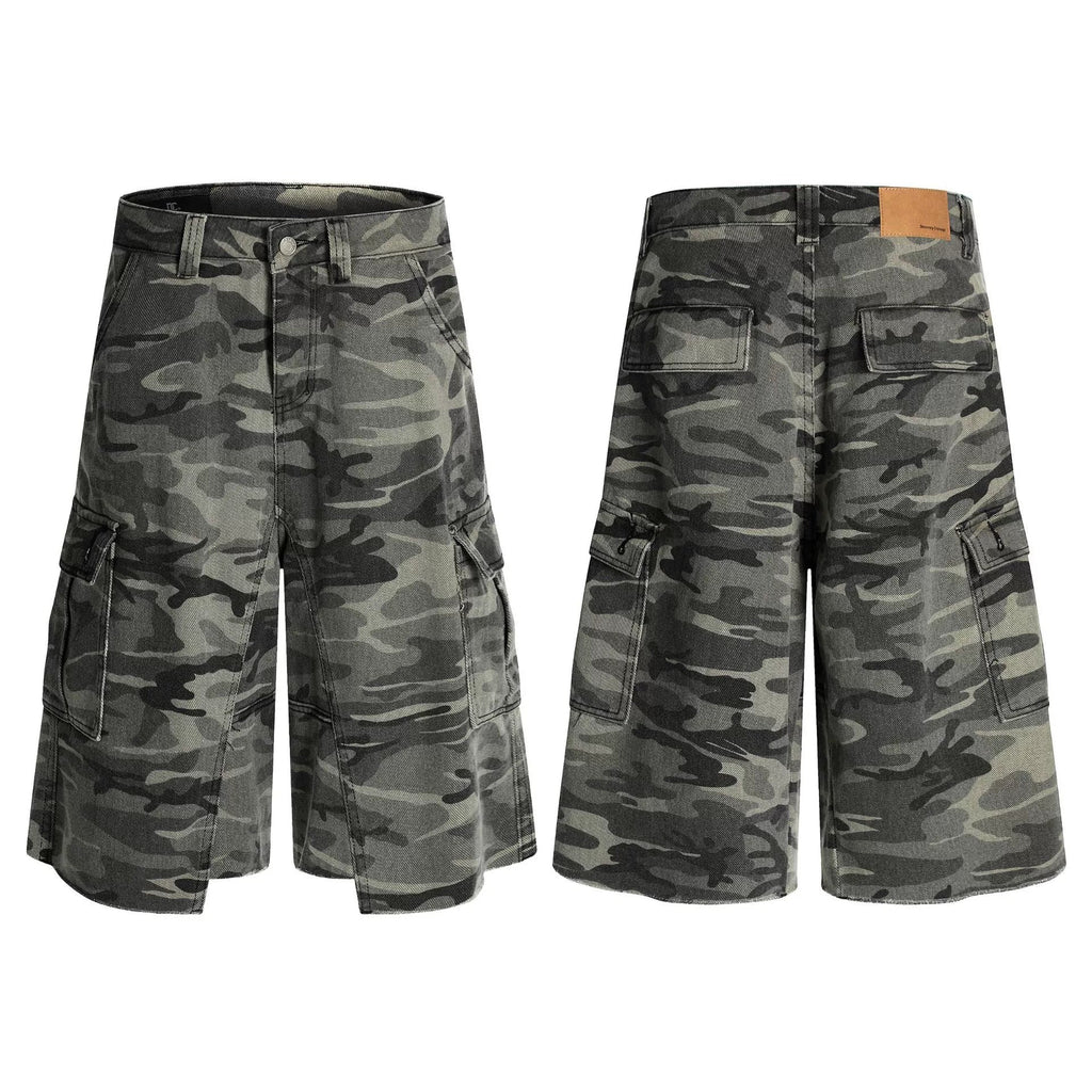 Fashion sports loose camouflage shorts