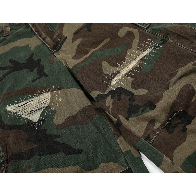 Fashion sports loose camouflage shorts