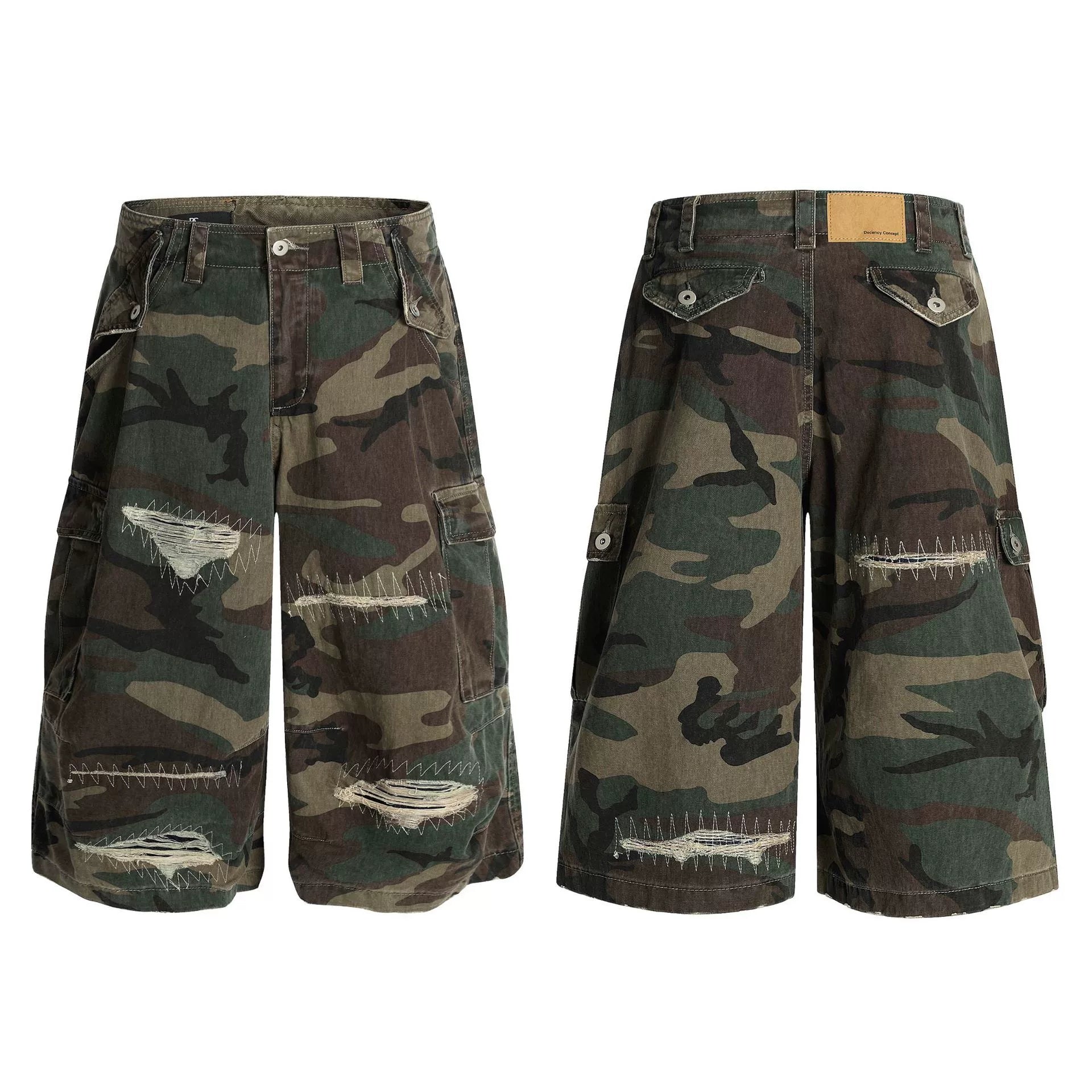 Fashion sports loose camouflage shorts