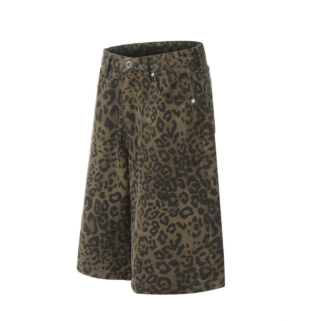 Fashion sports loose leopard print shorts